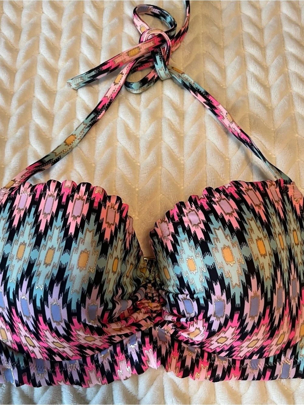 Victoria’s Secret The Garaway Bikini Swim Top Aztec Size 32DD